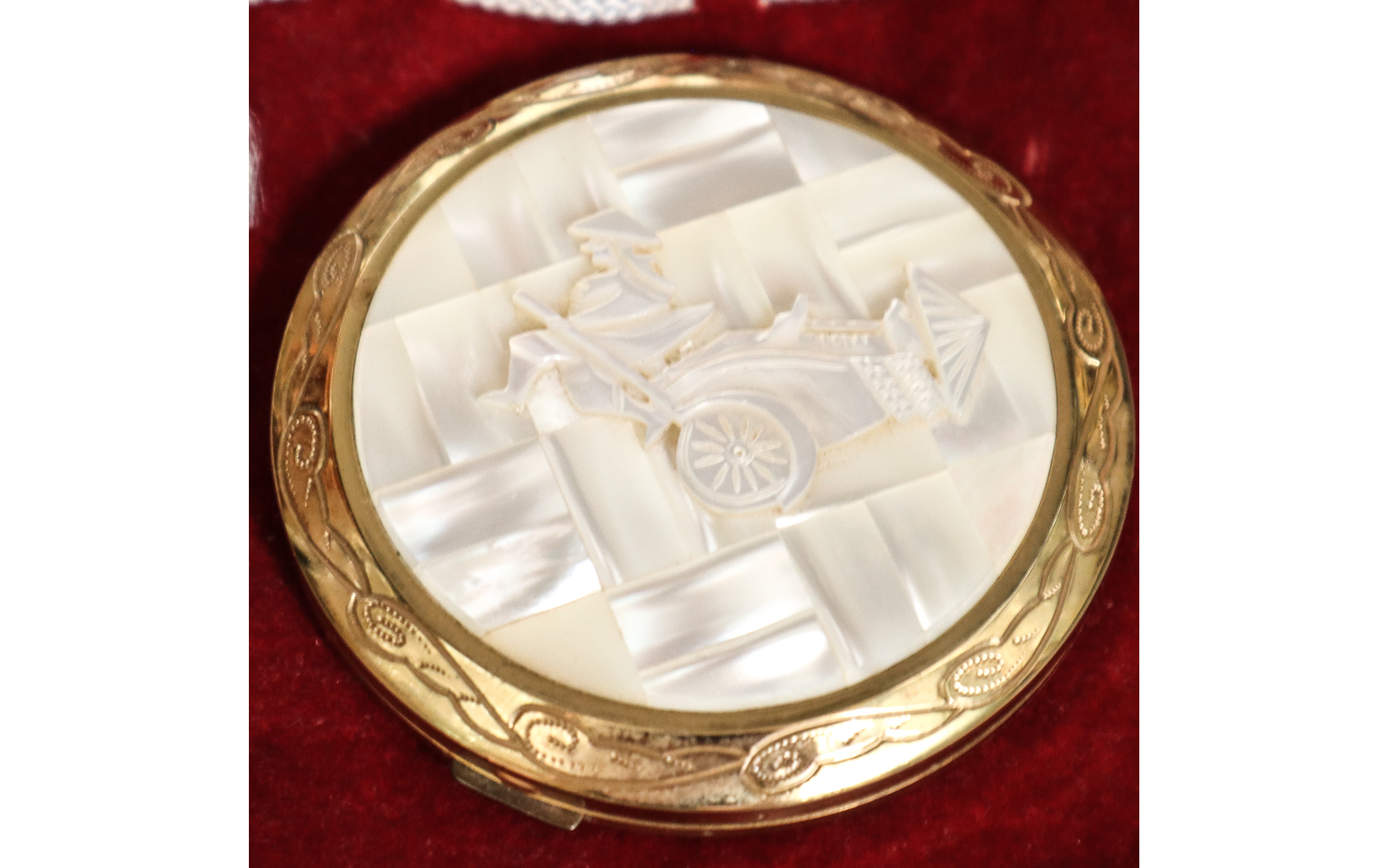 Lot 1356 - Image 2
